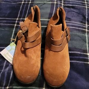 Earth Origins, NWT, 10M, Tan Suede